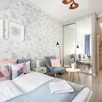아파트 Bpr Chic Gem In The Heart Of The